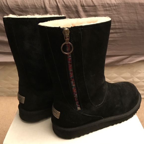 Ugg Payton zipper boot girls size 2 black - Picture 1 of 6